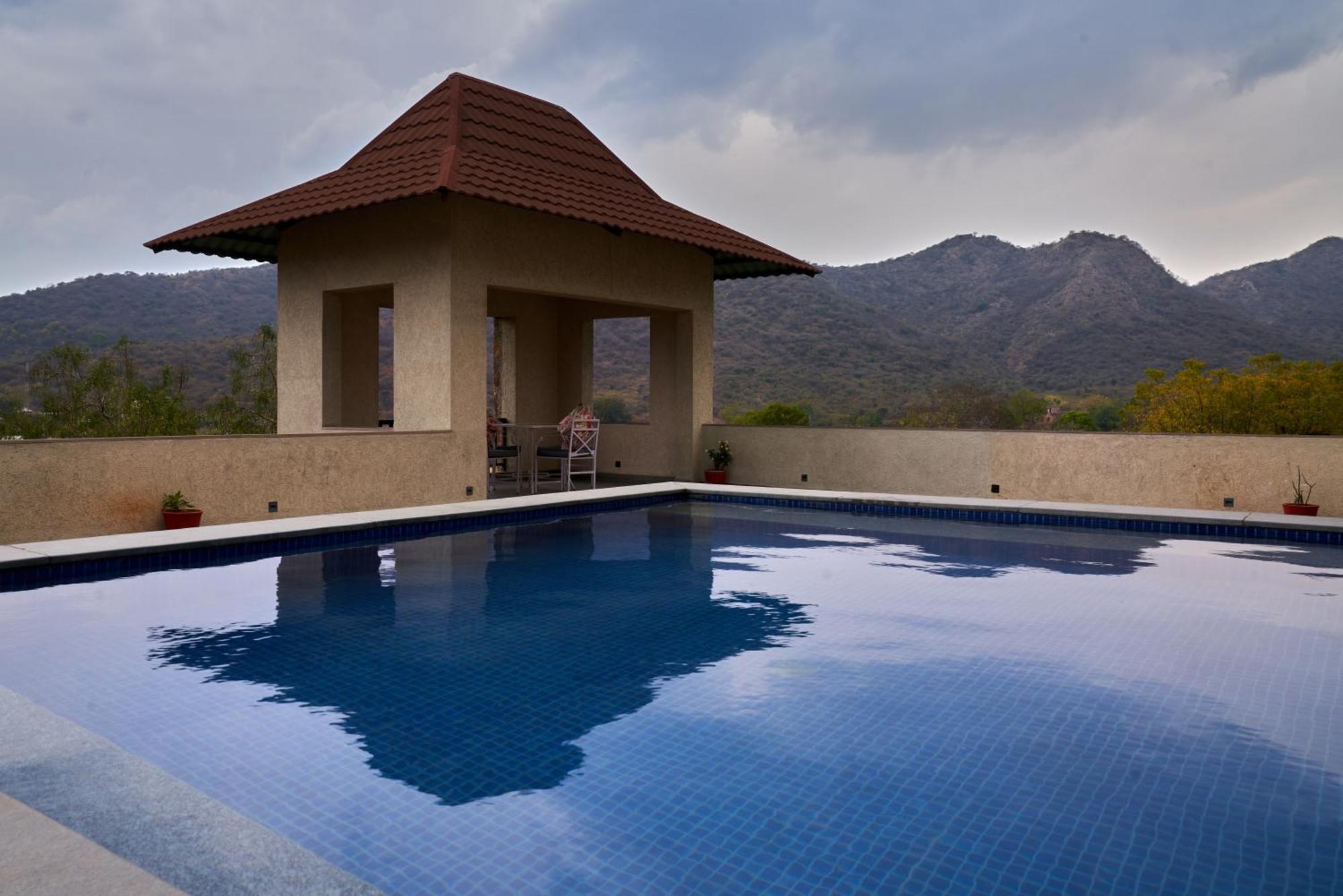 The Hunting Lodge Resort Udaipur - Villas & Pool Dabok Extérieur photo