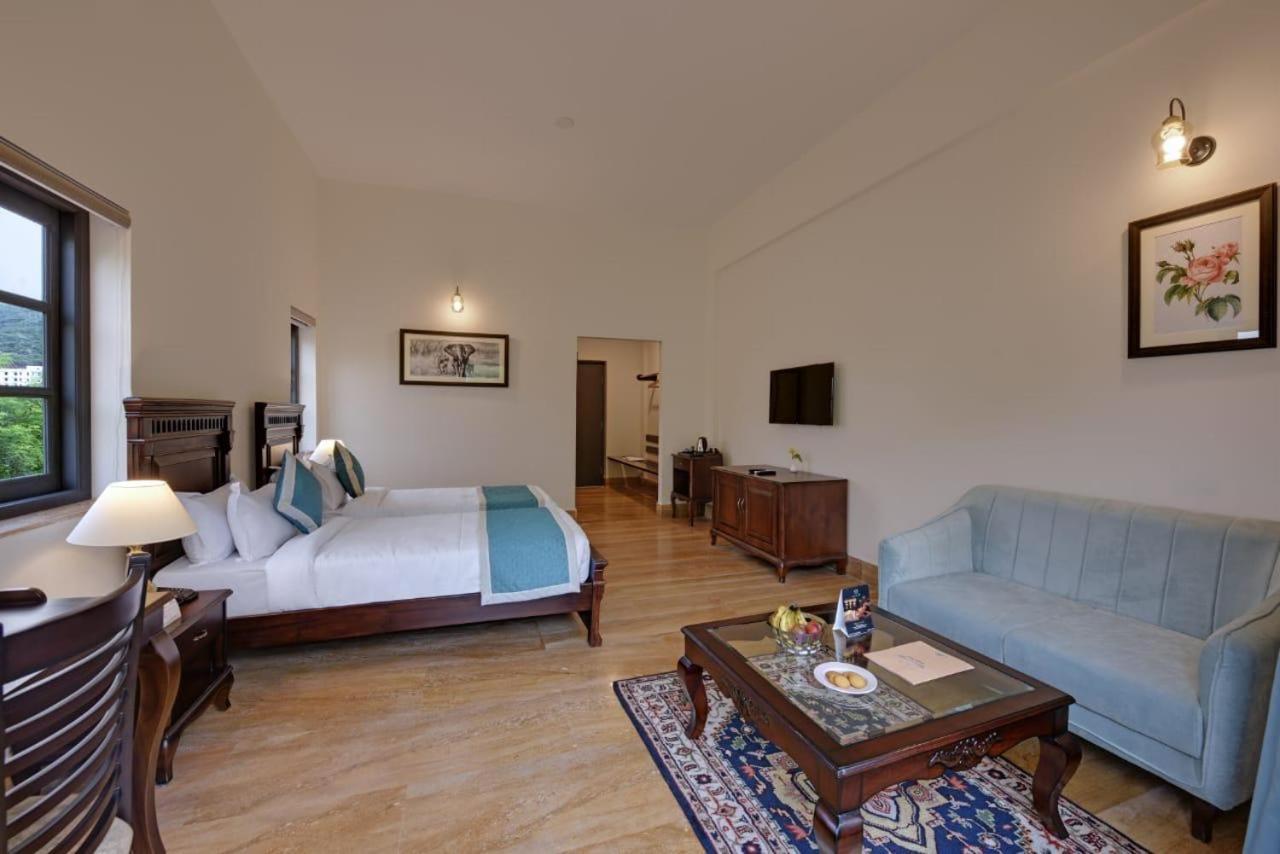 The Hunting Lodge Resort Udaipur - Villas & Pool Dabok Extérieur photo