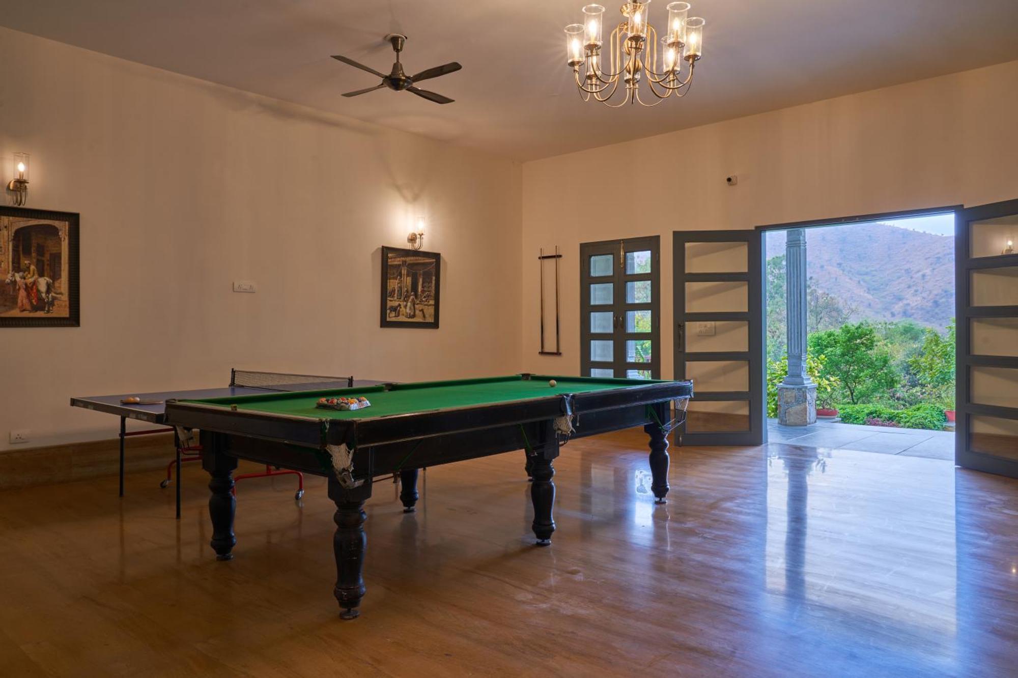 The Hunting Lodge Resort Udaipur - Villas & Pool Dabok Extérieur photo